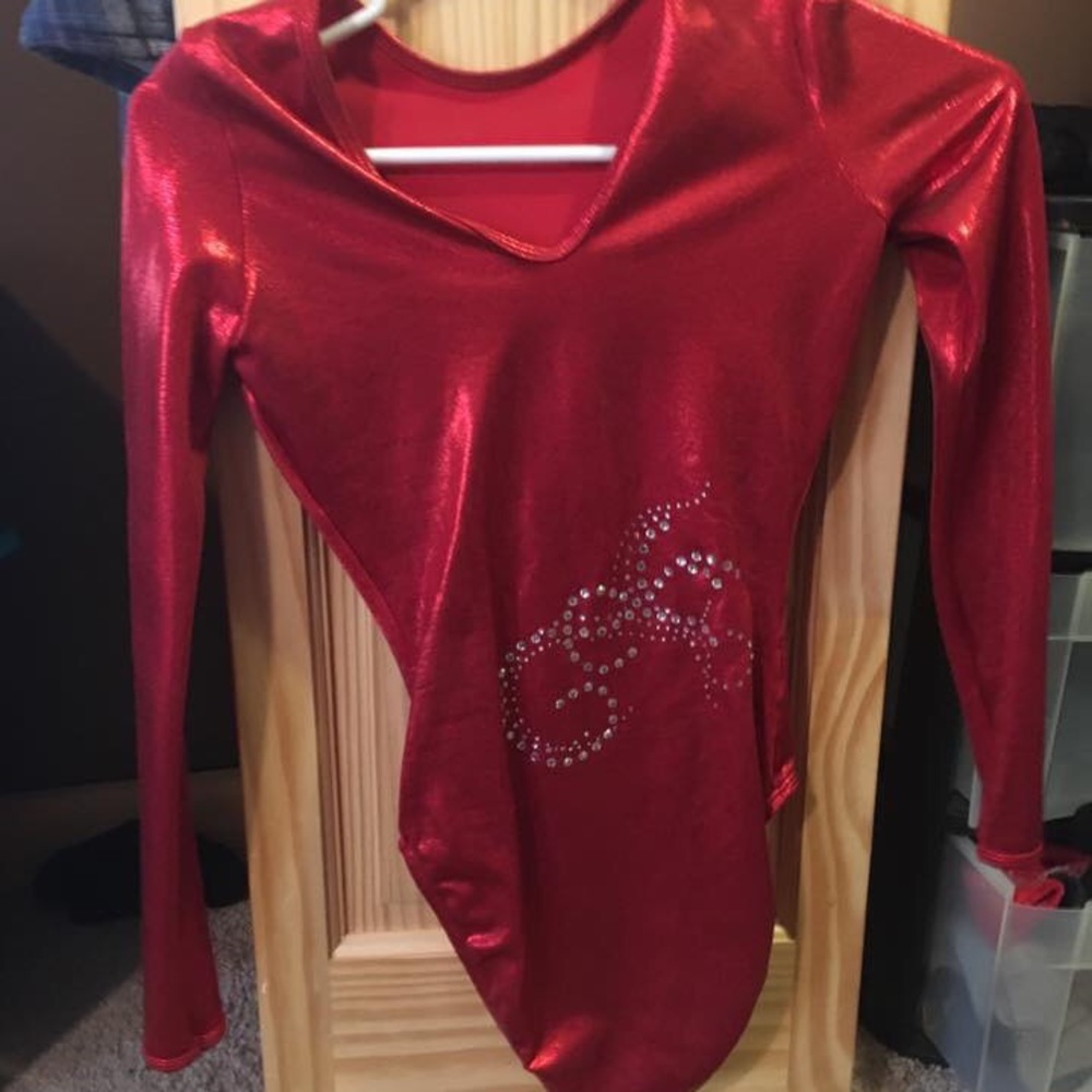 GK Elite Gymnastics Leo